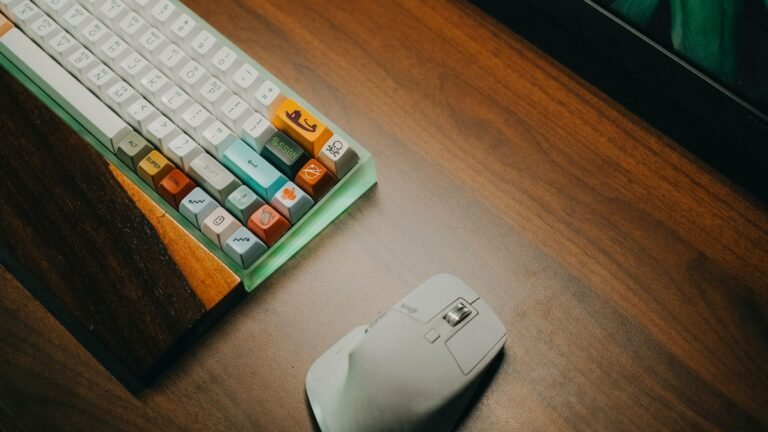 Best Compact Keyboards & Mice for Small Desks (2026)
